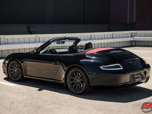 Used 2005 Porsche 911 Carrera S image 59