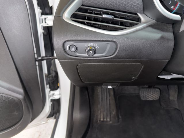 Used 2024 Chevrolet Malibu LT FWD image 7
