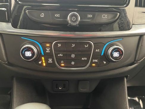 Certified 2023 Chevrolet Traverse LT w/ Midnight/Sport Edition image 6