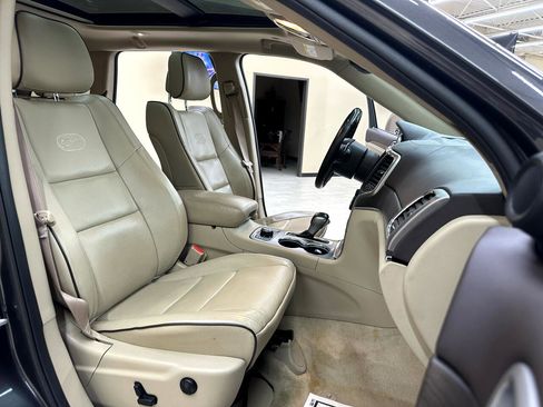 Used 2018 Jeep Grand Cherokee Overland image 42