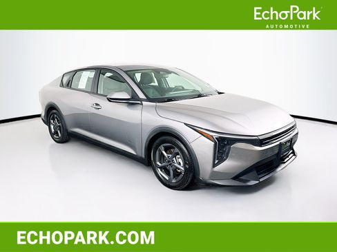 Used 2025 Kia K4 FWD image 1