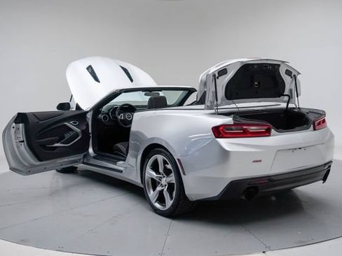 Used 2017 Chevrolet Camaro SS RWD image 19