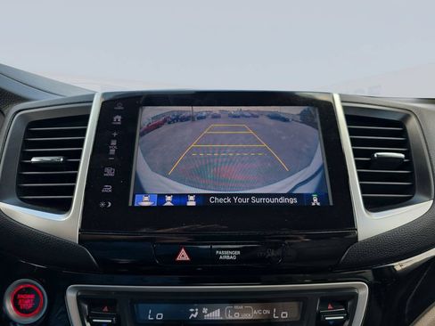 Used 2017 Honda Pilot Elite image 25