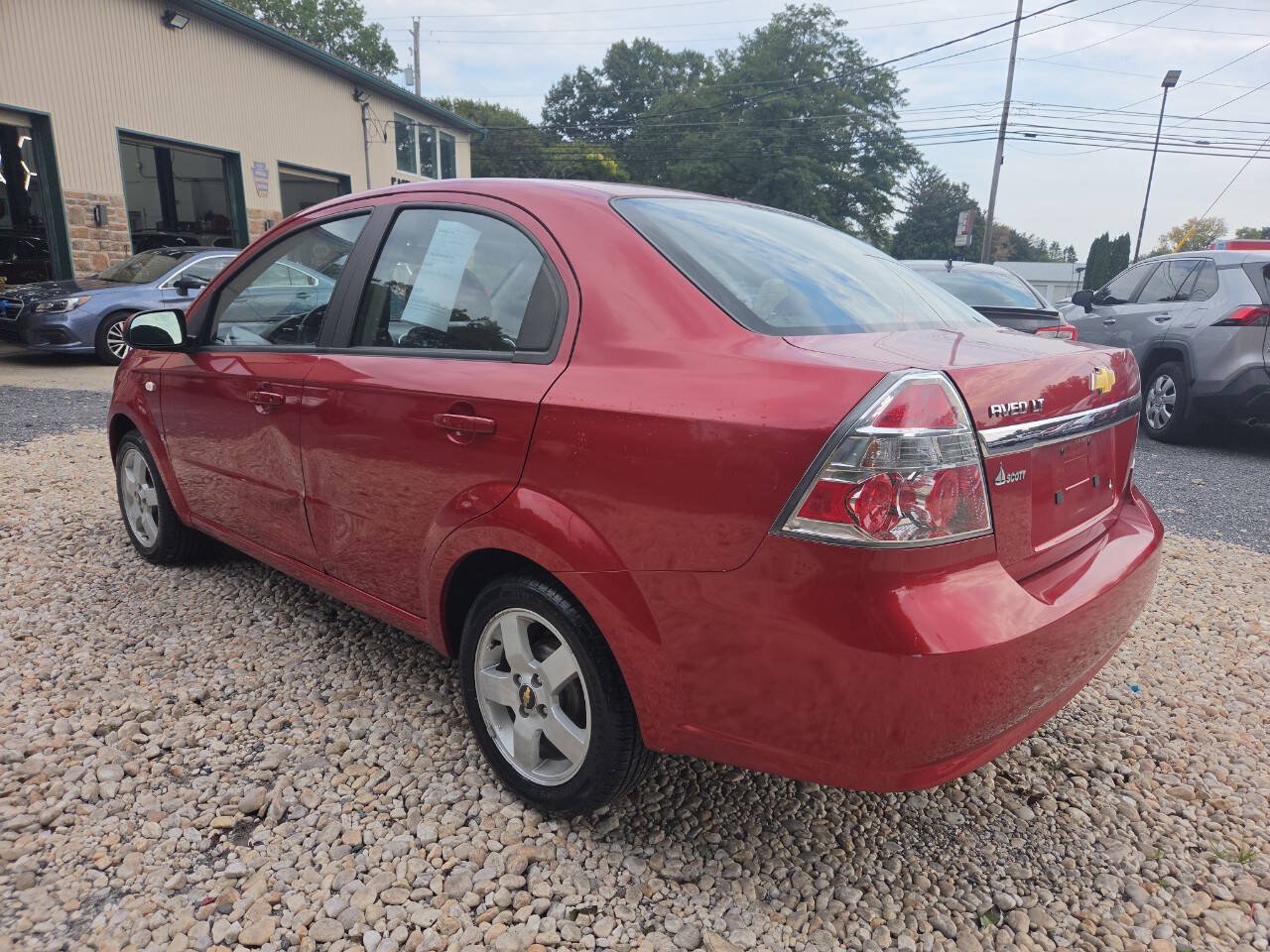 Used 2007 Chevrolet Aveo LT FWD image 5