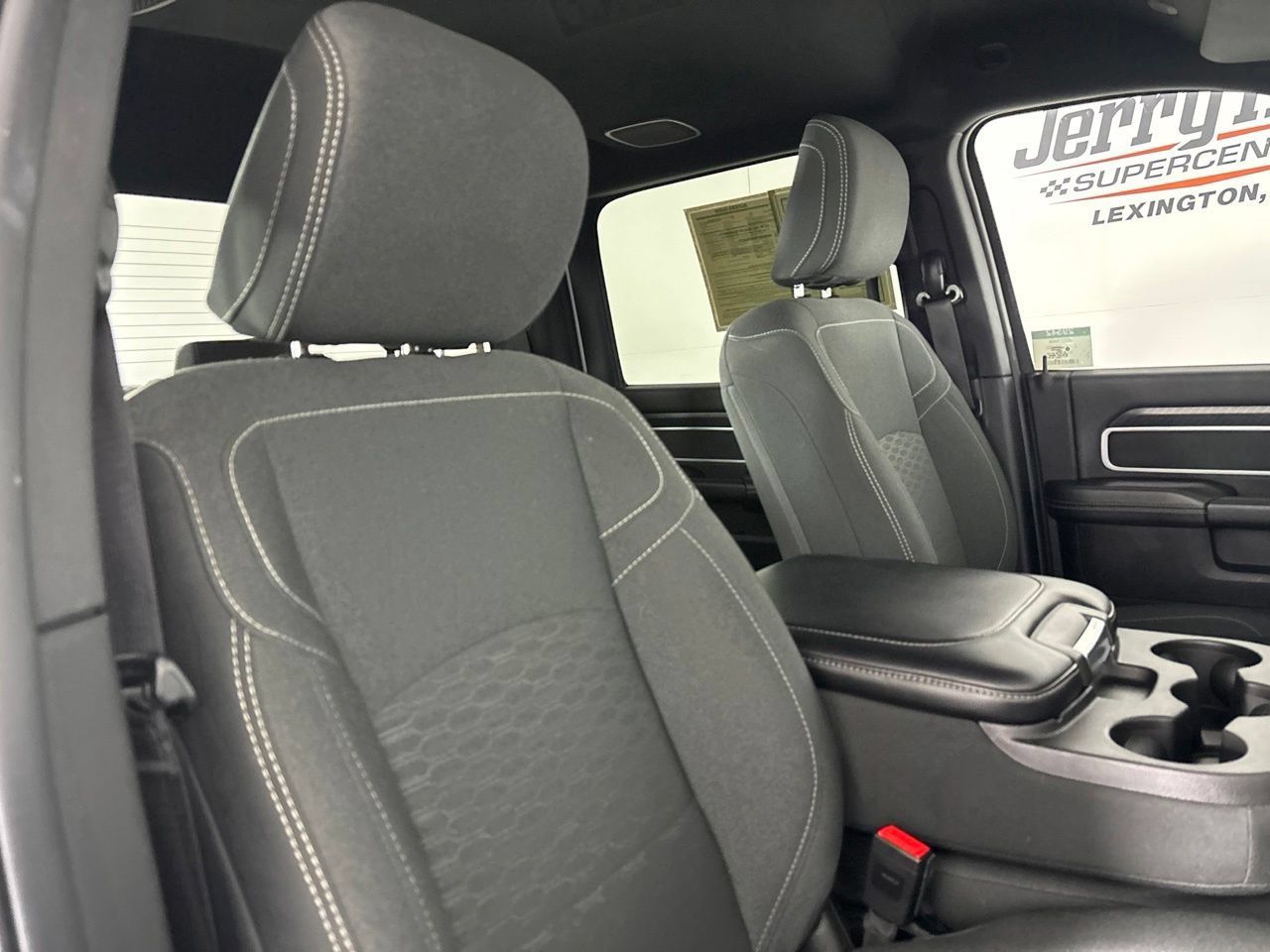 Used 2025 RAM 2500 Big Horn AWD/4WD image 29