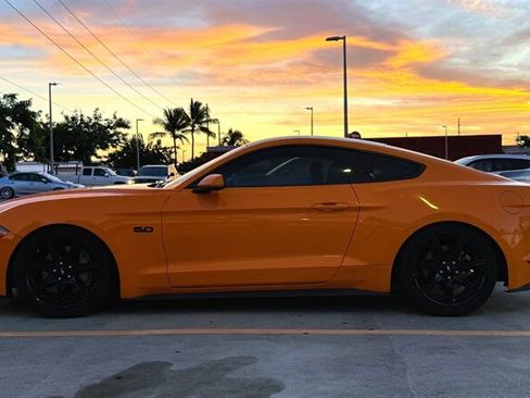 Used 2019 Ford Mustang GT w/ Equipment Group 301A RWD image 3