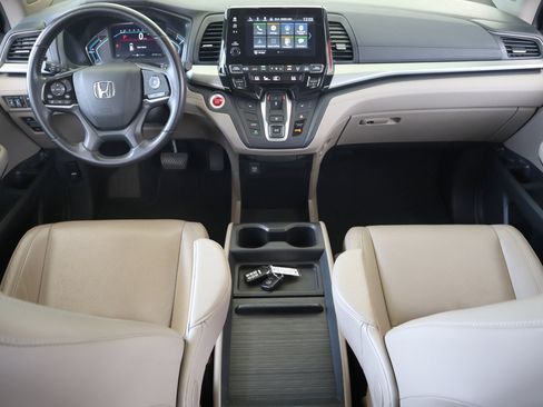 Used 2018 Honda Odyssey EX-L image 16