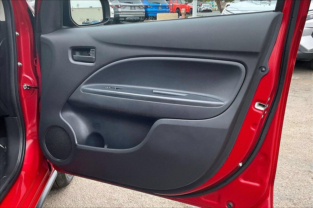Used 2019 Mitsubishi Mirage ES FWD image 28