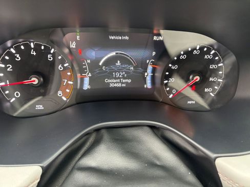 Used 2025 Jeep Compass Limited image 35