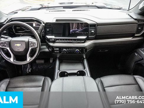 Used 2024 Chevrolet Silverado 2500 LTZ w/ LTZ Convenience Package image 28