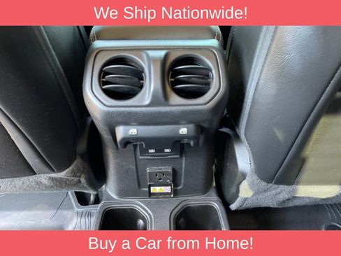 Used 2023 Jeep Gladiator Overland AWD/4WD image 14