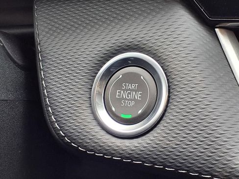 New 2026 Chevrolet Equinox LT w/ LPO, Floor Liner Package image 16