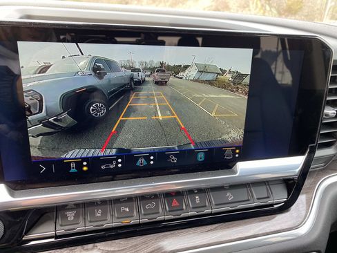 New 2026 Chevrolet Silverado 2500 LTZ w/ LTZ Plus Package AWD/4WD image 10