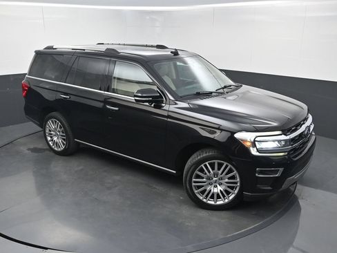 Used 2023 Ford Expedition Limited AWD/4WD image 35