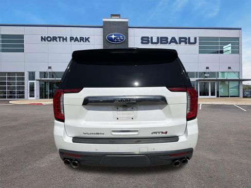 Used 2022 GMC Yukon AT4 w/ AT4 Premium Plus Package AWD/4WD image 4