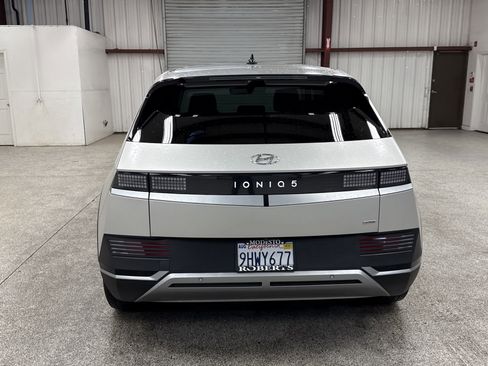 Used 2023 Hyundai Ioniq 5 SEL image 15