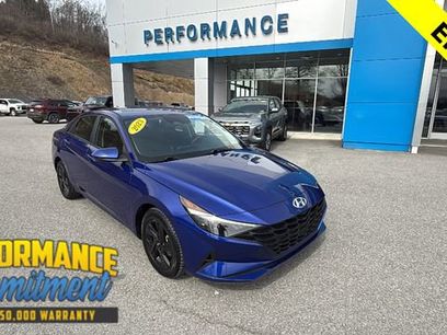 Used 2023 Hyundai Elantra SEL