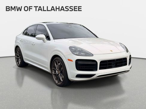 Used 2020 Porsche Cayenne Turbo AWD/4WD image 3