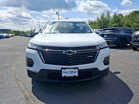 Used 2023 Chevrolet Traverse RS w/ LPO, Floor Liner Package AWD/4WD image 2