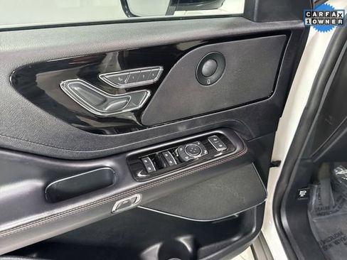 Used 2021 Lincoln Aviator Reserve w/ Elements Package Plus image 12