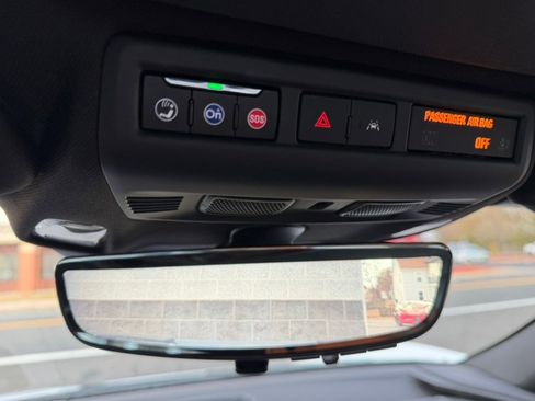 Used 2024 Chevrolet Corvette Stingray Preferred Conv w/ Z51 Performance Package image 22