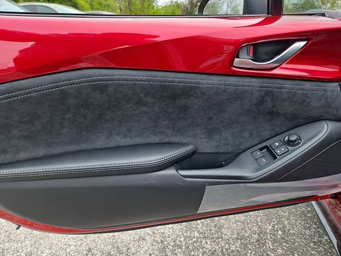 New 2026 MAZDA MX-5 Miata RF Club w/ Weather Package RWD image 9