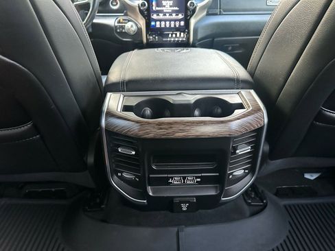 Used 2020 RAM 1500 Laramie image 31