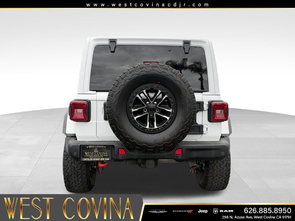 Used 2024 Jeep Wrangler Unlimited Rubicon AWD/4WD image 9