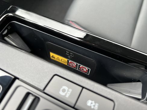 New 2026 Toyota Prius Plug-In Hybrid image 27