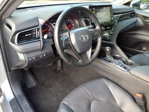Used 2021 Toyota Camry XSE FWD image 13