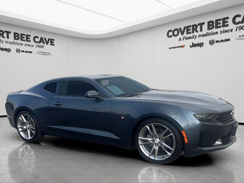 Used 2022 Chevrolet Camaro LT w/ RS Package image 12