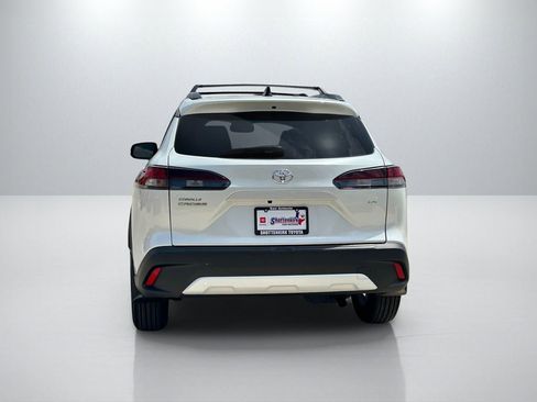 Used 2026 Toyota Corolla Cross LE w/ Moonroof Package FWD image 6