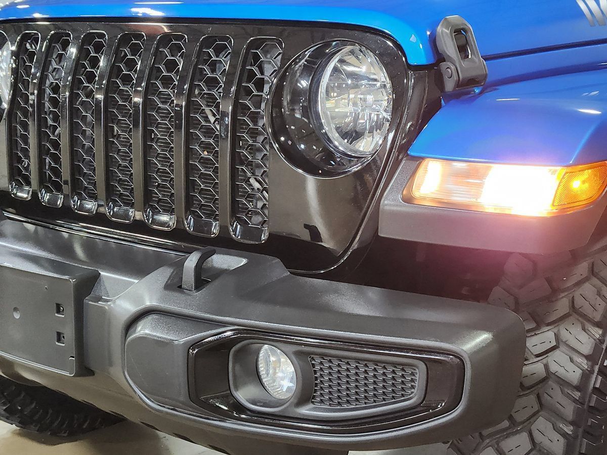 Used 2021 Jeep Gladiator Sport AWD/4WD image 14