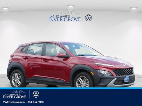 Used 2023 Hyundai Kona SE AWD/4WD image 1