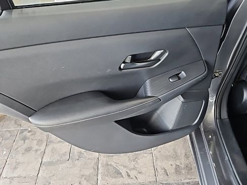 Used 2024 Nissan Sentra SV image 19