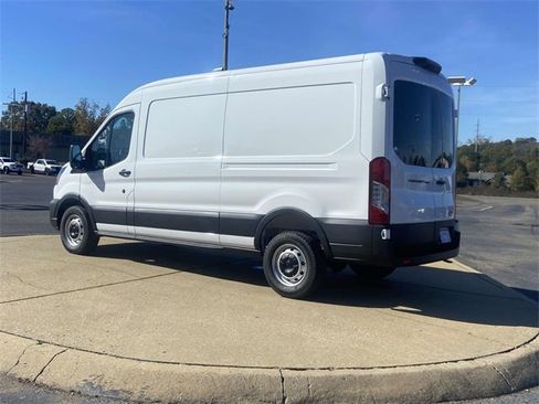 New 2026 Ford Transit 250 148 Medium Roof image 4