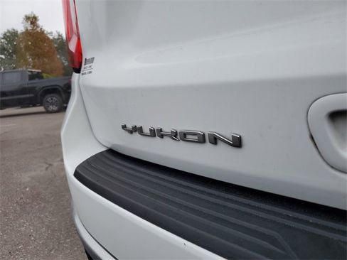 Used 2022 GMC Yukon XL Denali image 7