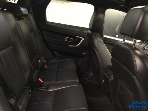 Used 2019 Land Rover Discovery Sport HSE image 33