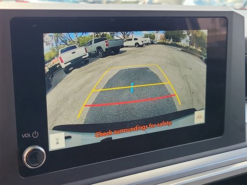 Used 2025 Toyota 4Runner SR5 image 24