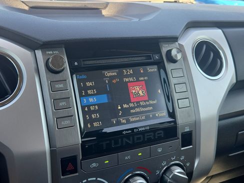 Used 2018 Toyota Tundra SR5 w/ SR5 Upgrade Package RWD image 20