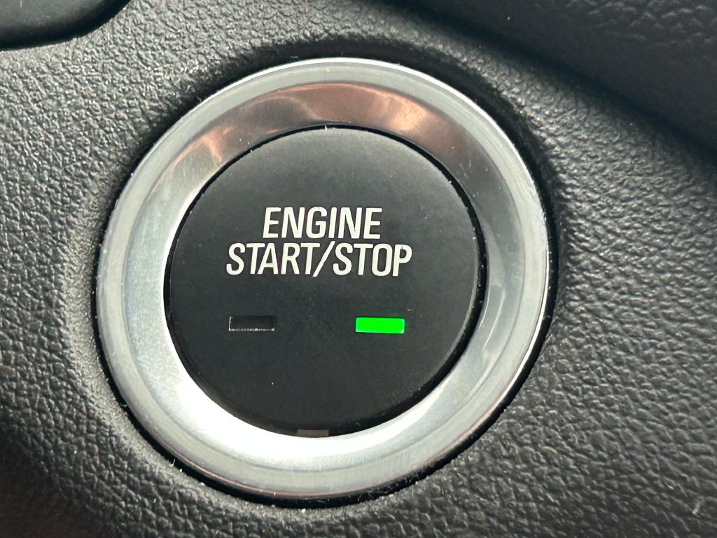 Used 2024 Chevrolet Equinox LT AWD/4WD image 16
