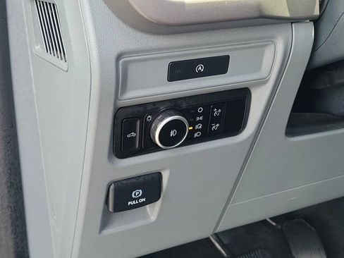 Used 2025 Ford F150 XLT w/ Equipment Group 301A Standard AWD/4WD image 17