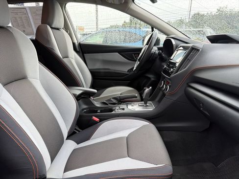 Used 2020 Subaru Crosstrek 2.0i Premium w/ Moonroof Package 2 AWD/4WD image 35