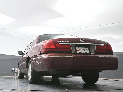 Used 2004 Mercury Grand Marquis LS RWD image 28