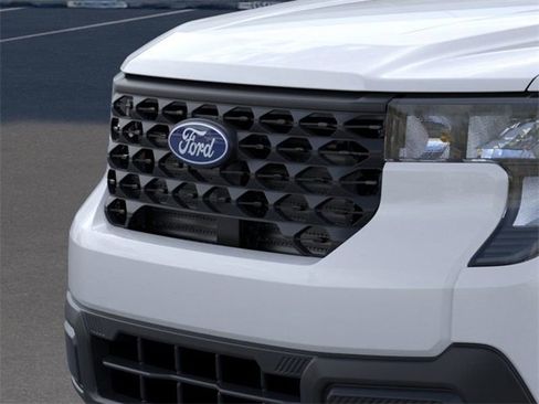 New 2026 Ford Maverick XL image 17