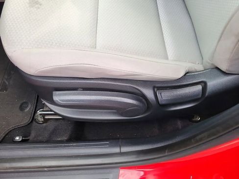 Used 2020 Kia Soul LX FWD image 14