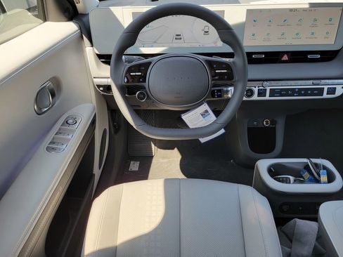 New 2024 Hyundai Ioniq 5 Limited image 26