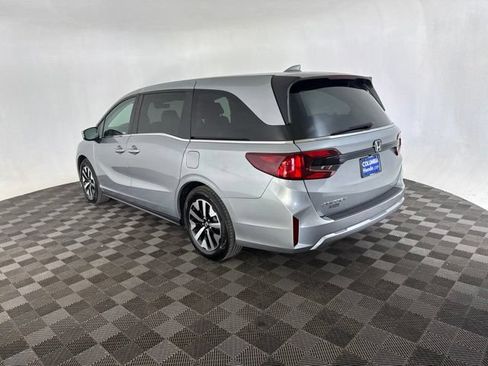 Certified 2025 Honda Odyssey EX-L image 9