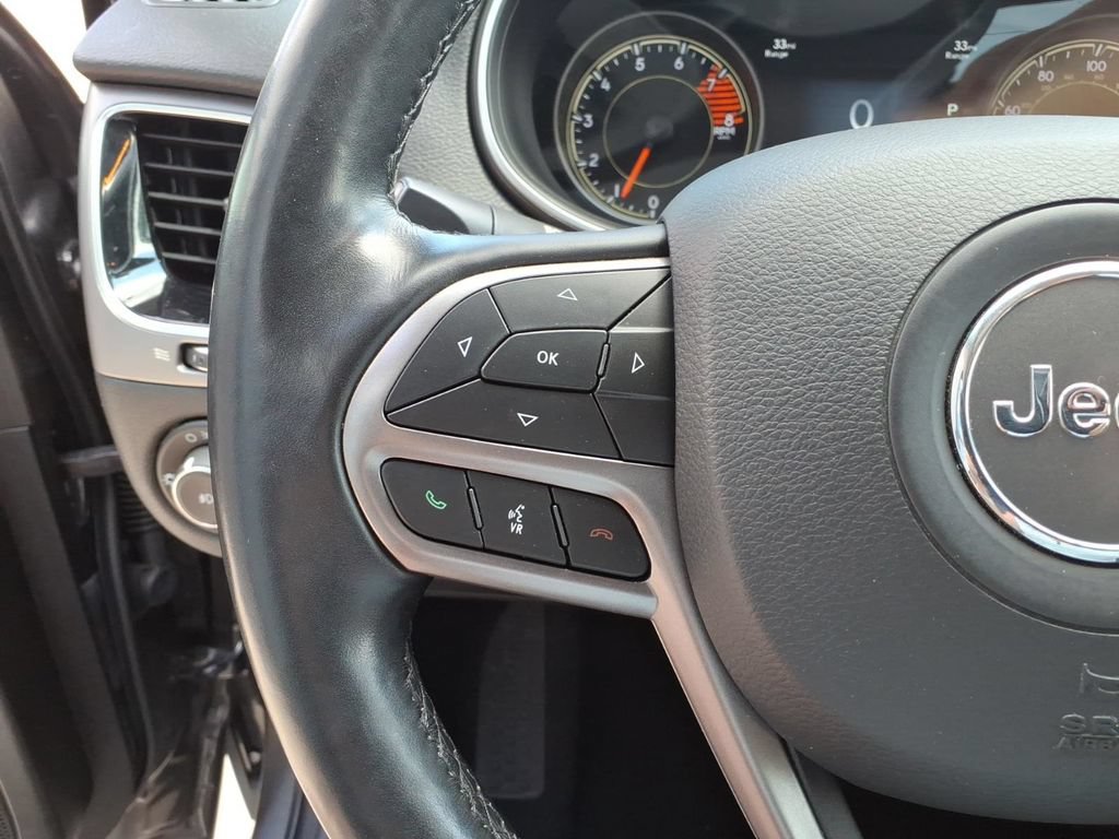 Used 2021 Jeep Cherokee Limited AWD/4WD image 18