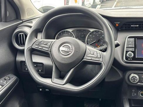 Certified 2025 Nissan Kicks Play S FWD image 7